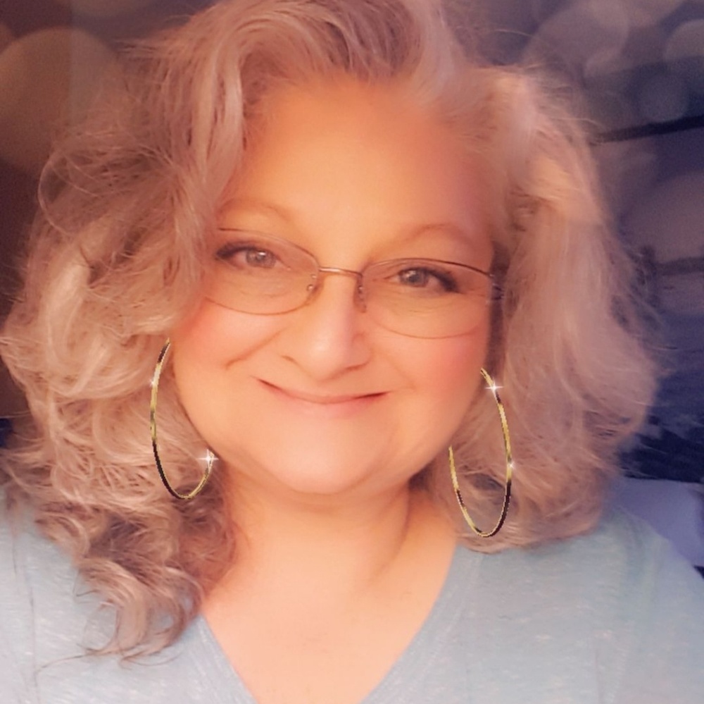 Meet your Posher, Vicki